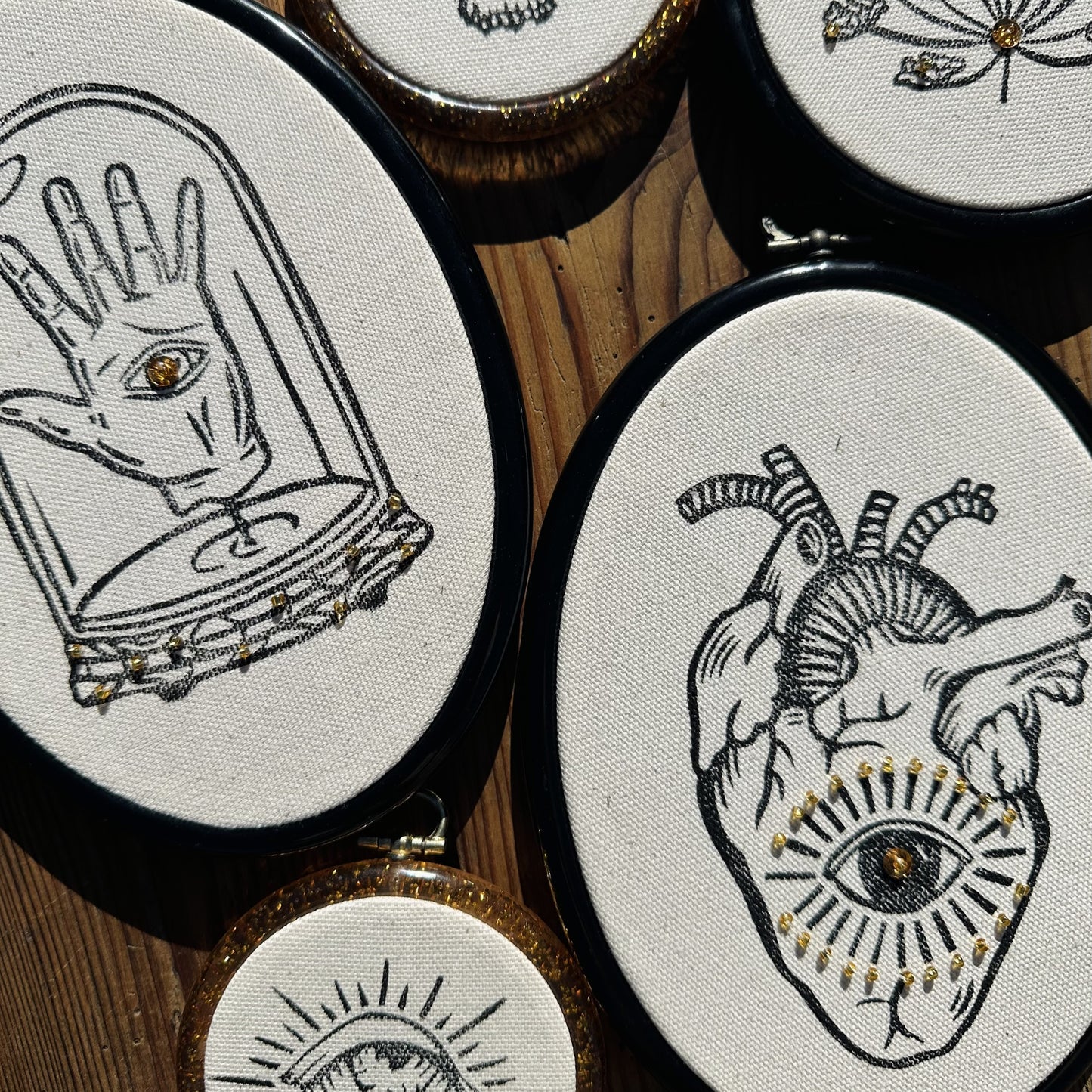 Cadre linogravé "Portrait macabre"